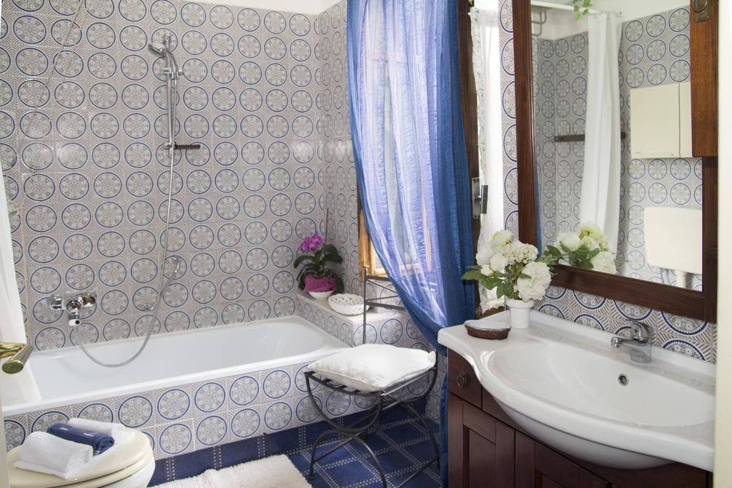 B&B Casa Carla Pinerolo Rum bild